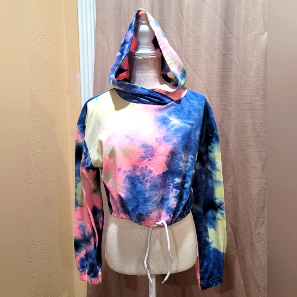 Preowened womens crop top hoodie
